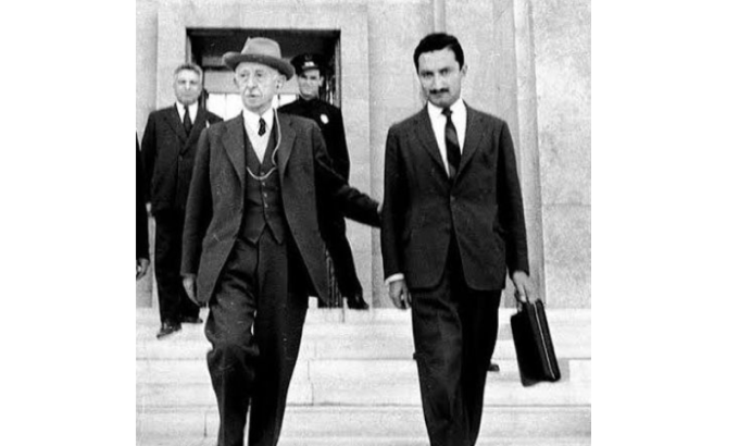 Siyasal Olgunluk İsmet İnönü'nün CHP Genel Başkanlığından Ayrılması