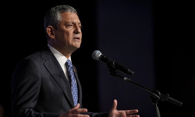 Weber’in Otorite Tipleri Üzerinden Özgür Özel Analizi